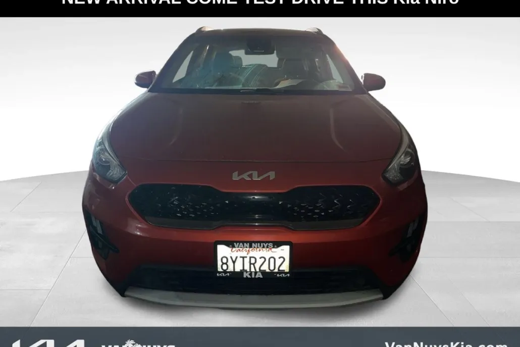 2022 Kia Niro LXS photo 1