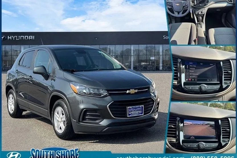 2020 Chevrolet Trax LS photo 1