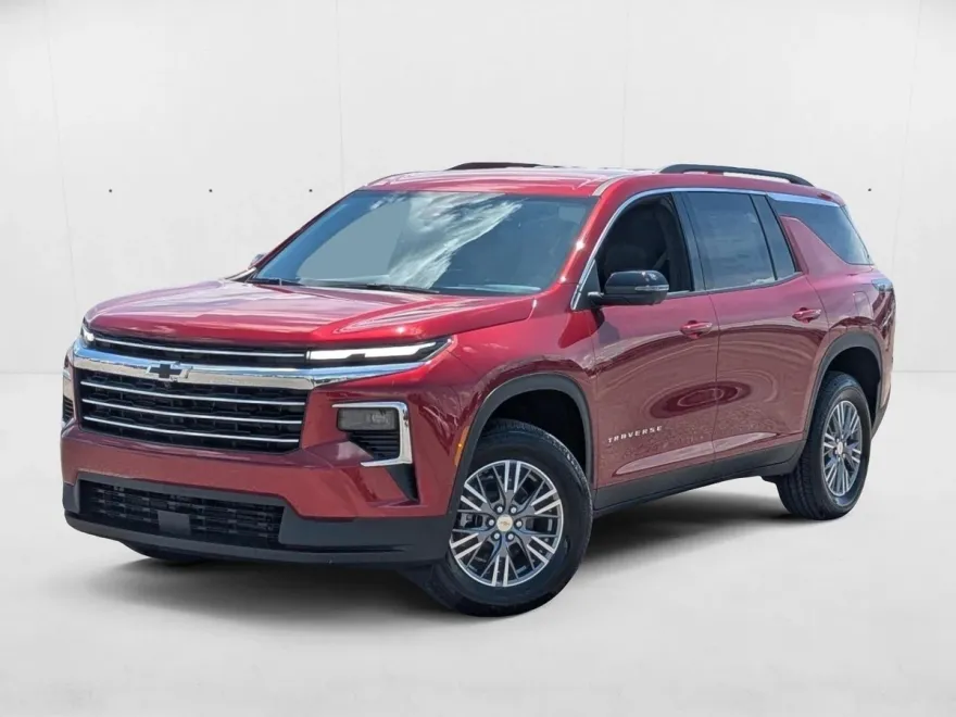 2025 Chevrolet Traverse photo 1