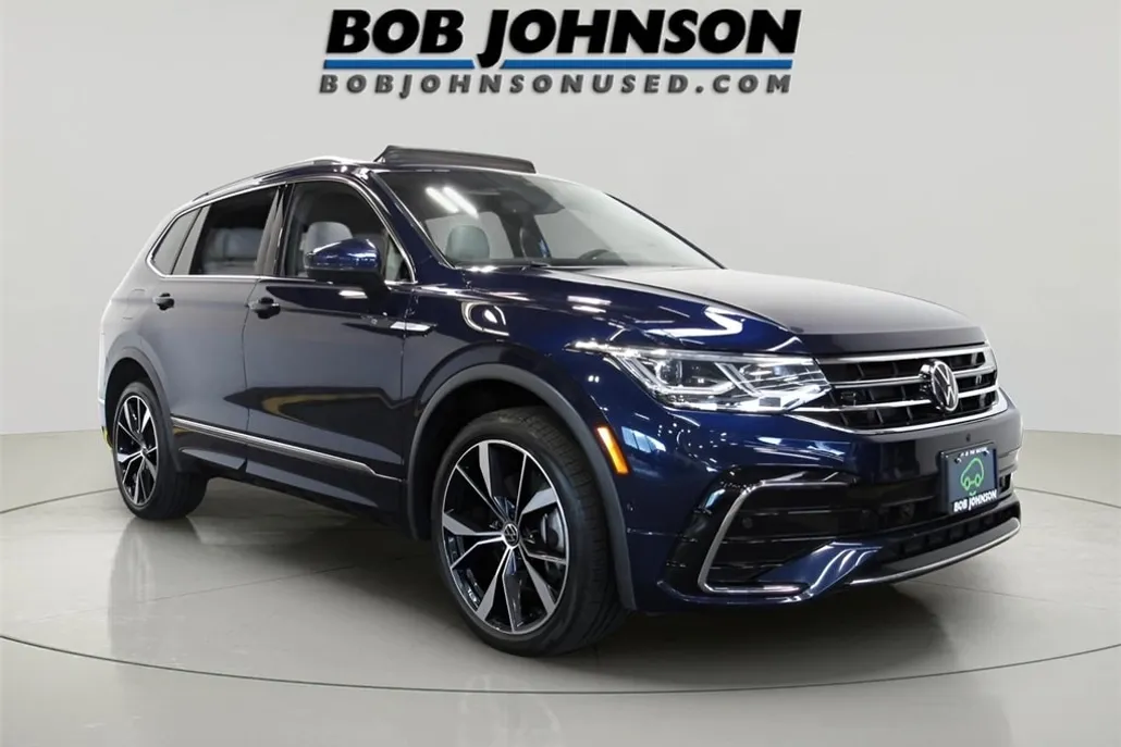 2022 Volkswagen Tiguan SEL Premium R-Line photo 1