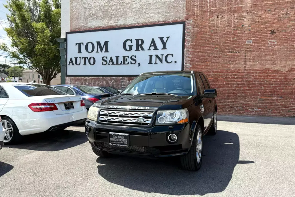 2014 Land Rover LR2 HSE photo 1
