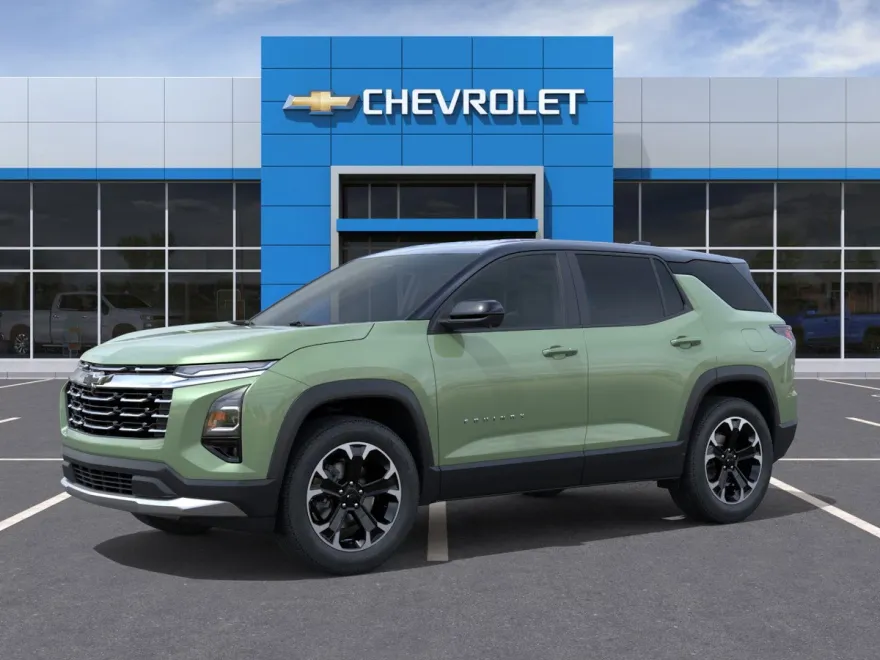 2026 Chevrolet Equinox LT photo 1