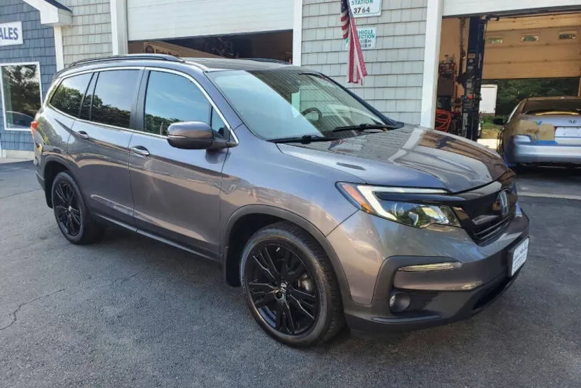 2021 Honda Pilot SE photo 1
