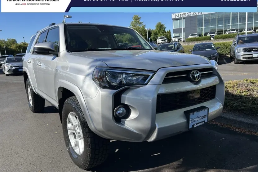 2020 Toyota 4Runner SR5 4WD photo 1