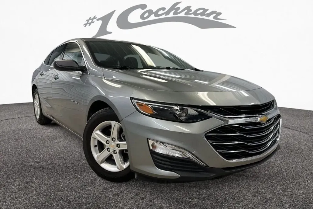 2023 Chevrolet Malibu LS photo 1