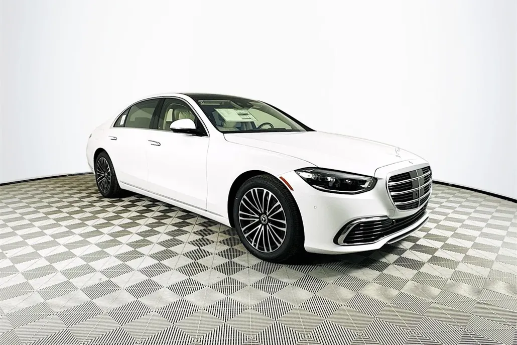 2025 Mercedes Benz S 580 4MATIC photo 1
