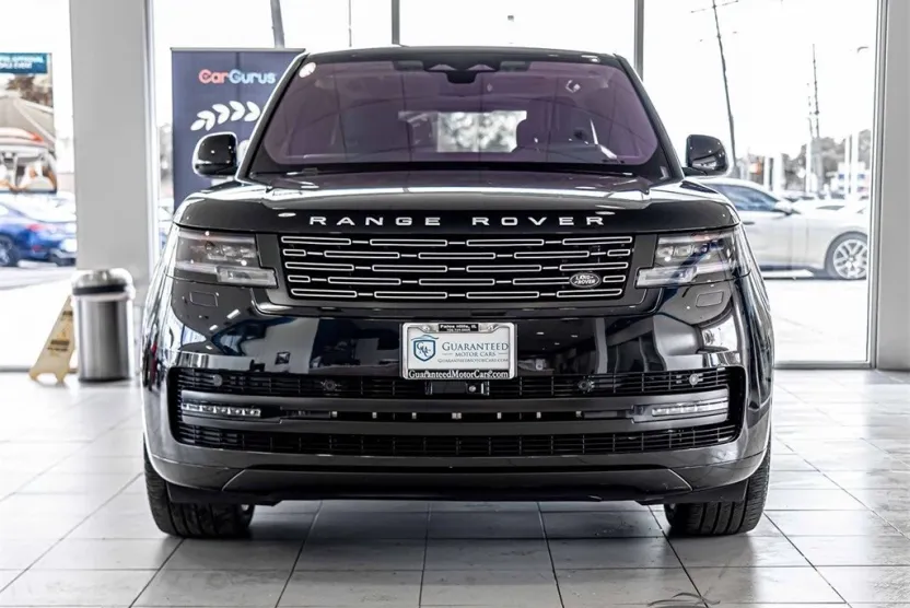 2023 Land Rover Range Rover Autobiography photo 1