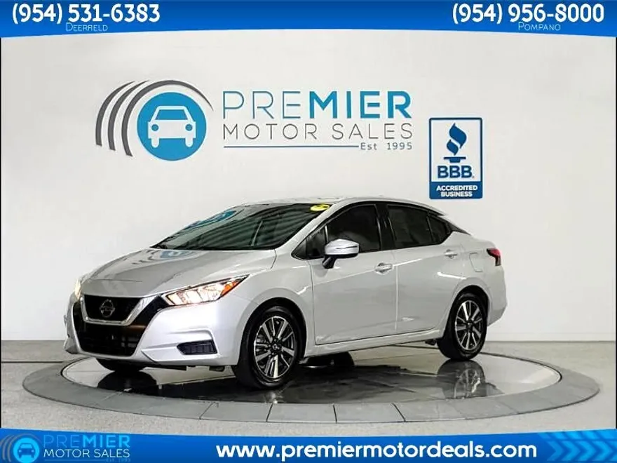2021 Nissan Versa SV photo 1