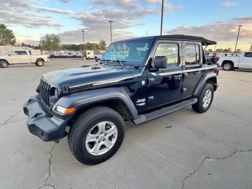 2018 Jeep Wrangler Unlimited Sport S photo 1
