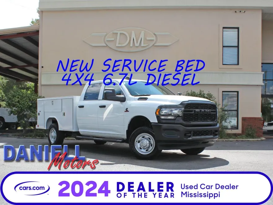 2024 Ram 2500 Tradesman photo 1