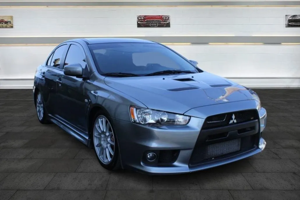 2015 Mitsubishi Lancer Evolution GSR photo 1