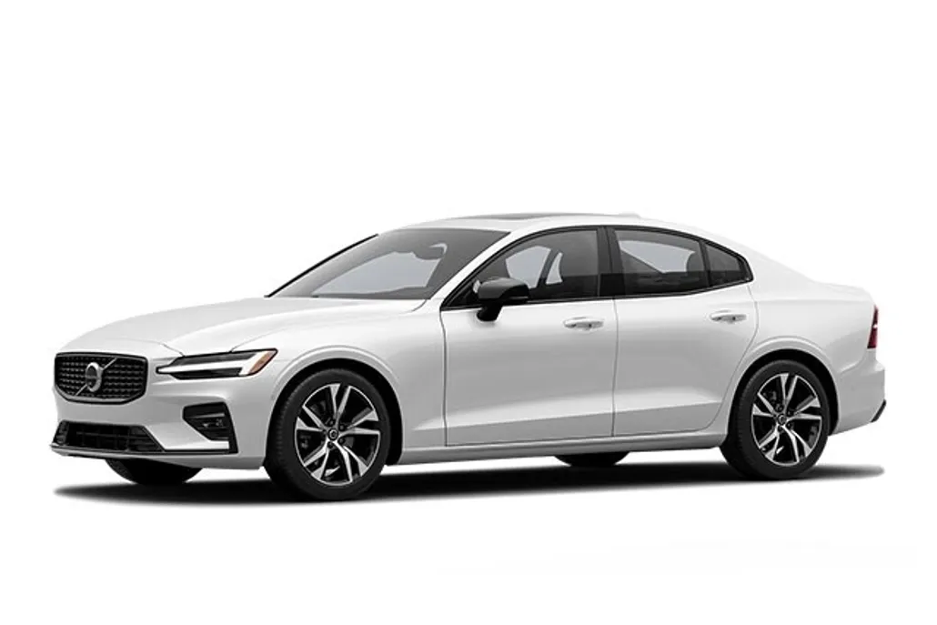 2025 Volvo S60 B5 Plus photo 1