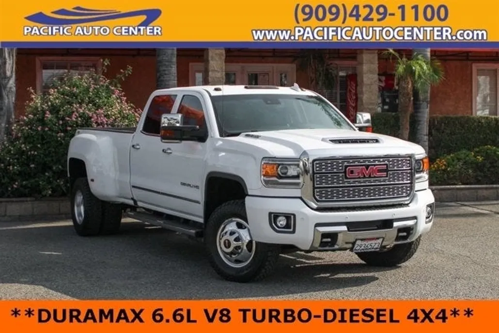 2019 Gmc Sierra HD Denali photo 1