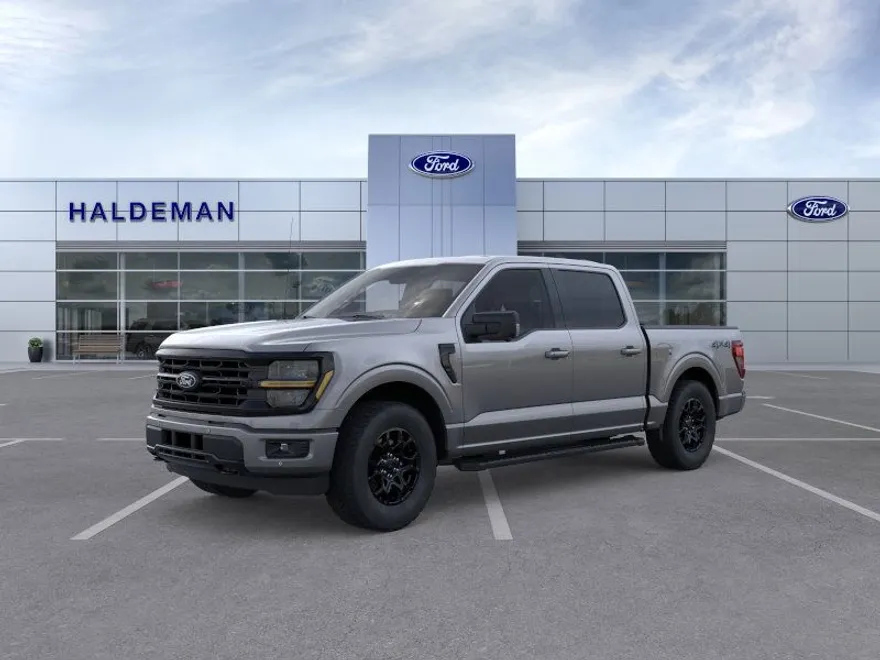 2025 Ford F-150 XLT photo 1