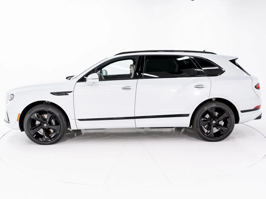 2023 Bentley Bentayga EWB V8 photo 1
