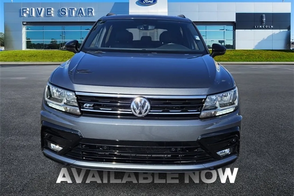2020 Volkswagen Tiguan SE R-Line Black photo 1