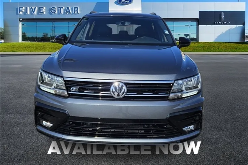 2020 Volkswagen Tiguan SE R-Line Black photo 1