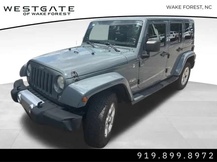 2014 Jeep Wrangler Unlimited Sahara photo 1