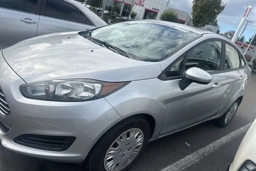 2019 Ford Fiesta S photo 1