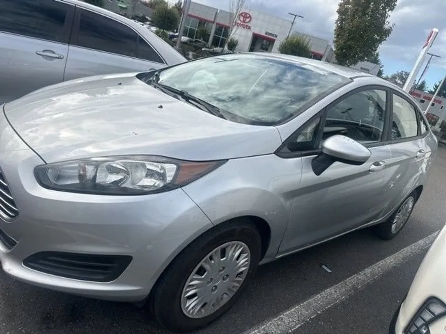 2019 Ford Fiesta S photo 1