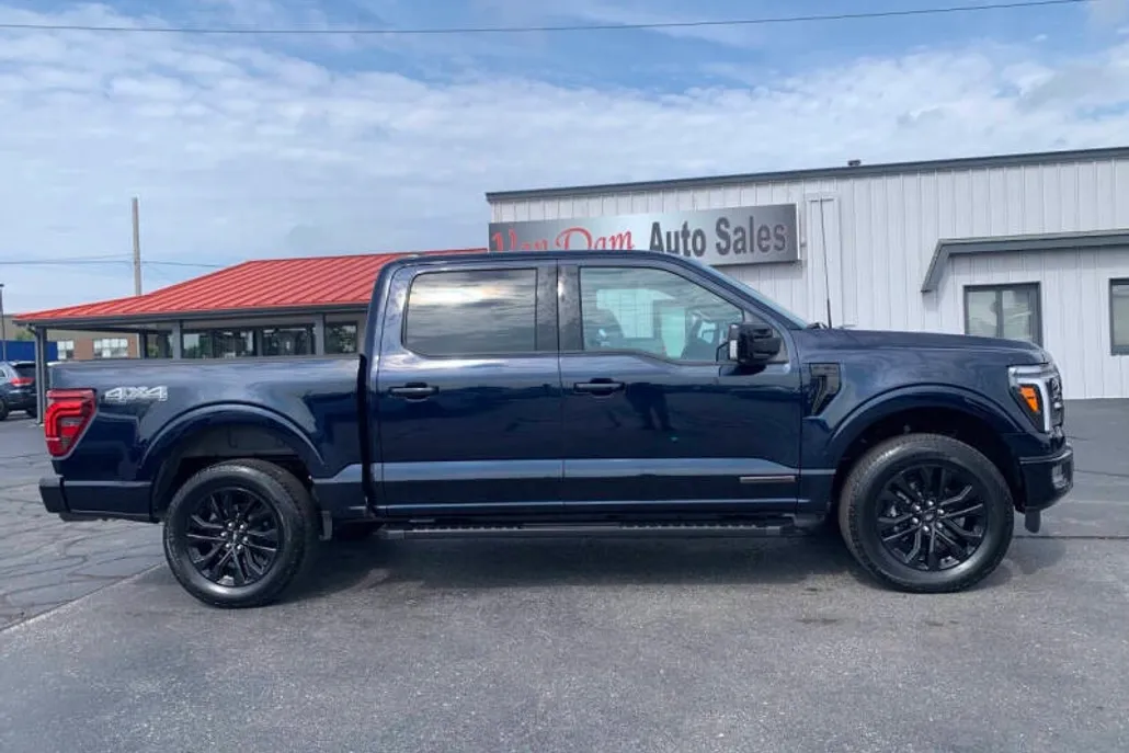 2024 Ford F-150 Lariat photo 1