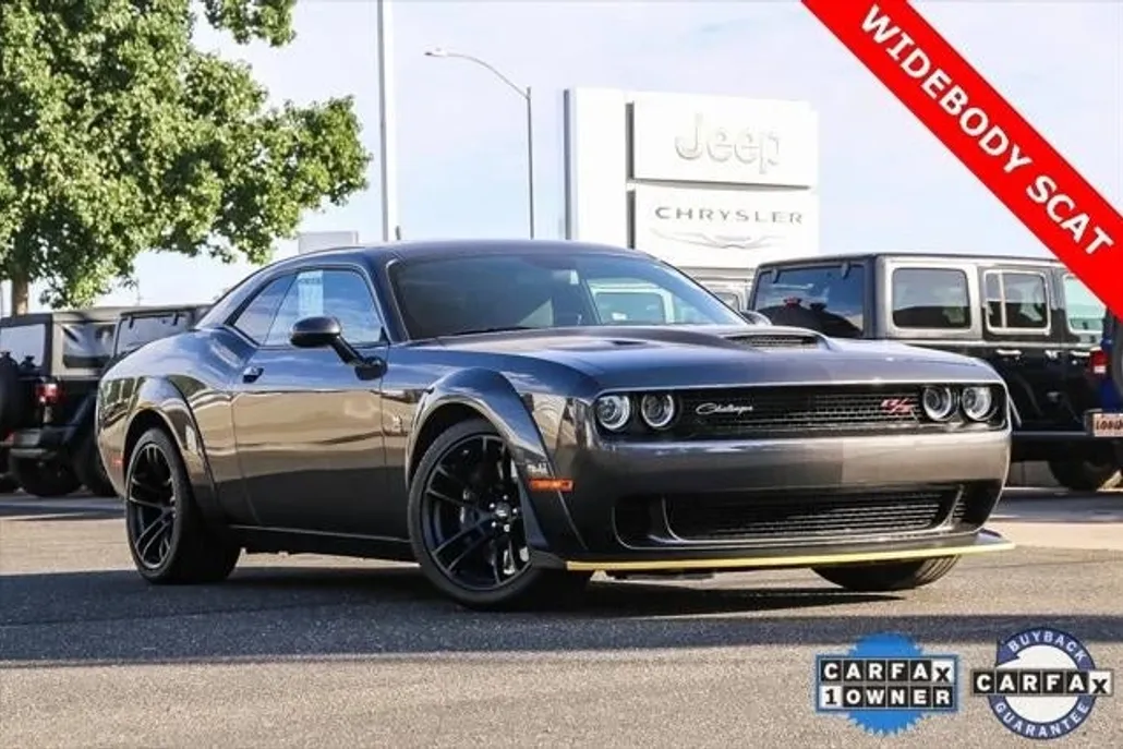 2023 Dodge Challenger R/T Scat Pack photo 1