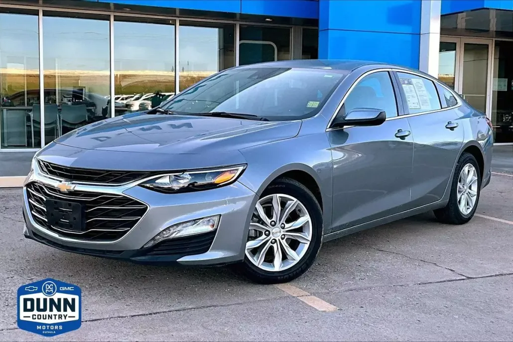 2024 Chevrolet Malibu 1LT photo 1