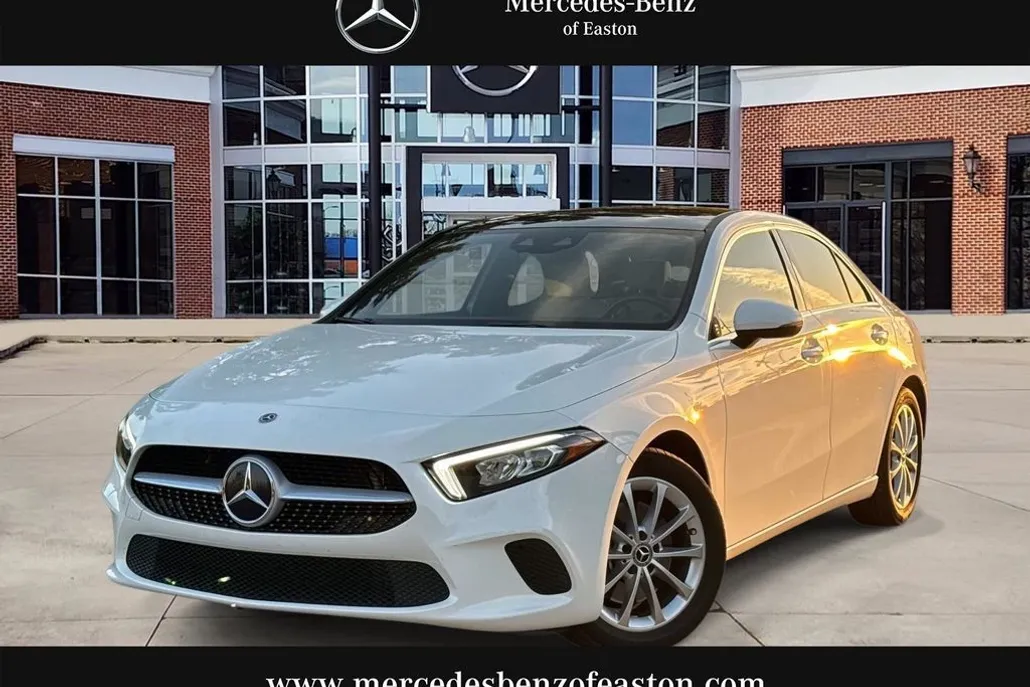2019 Mercedes Benz A 220 4MATIC photo 1