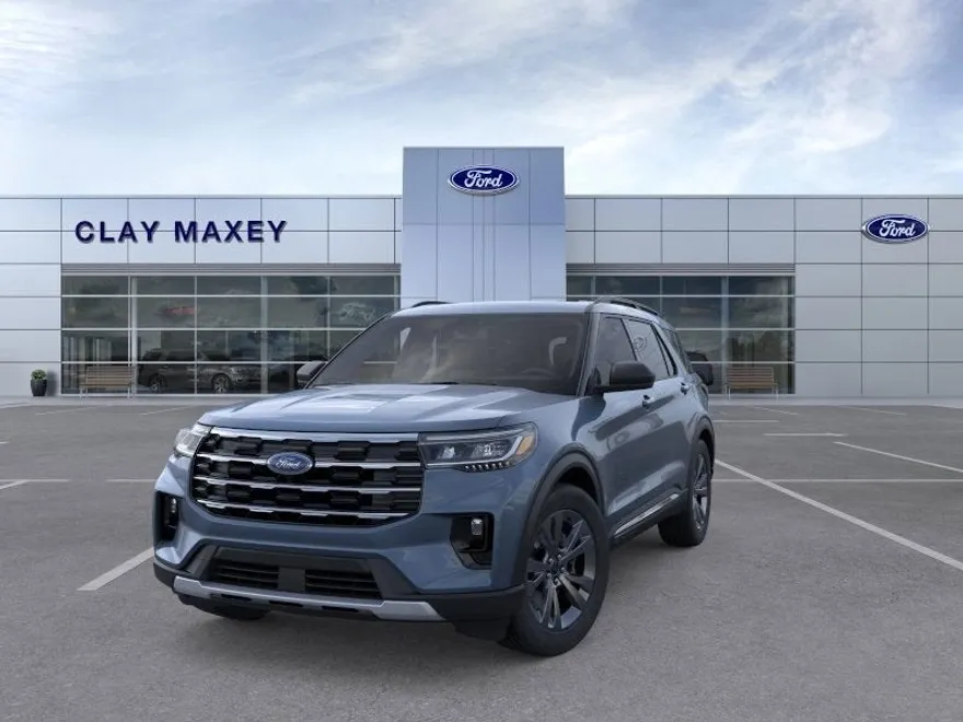 2025 Ford Explorer photo 1