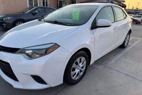2015 Toyota Corolla L photo 2