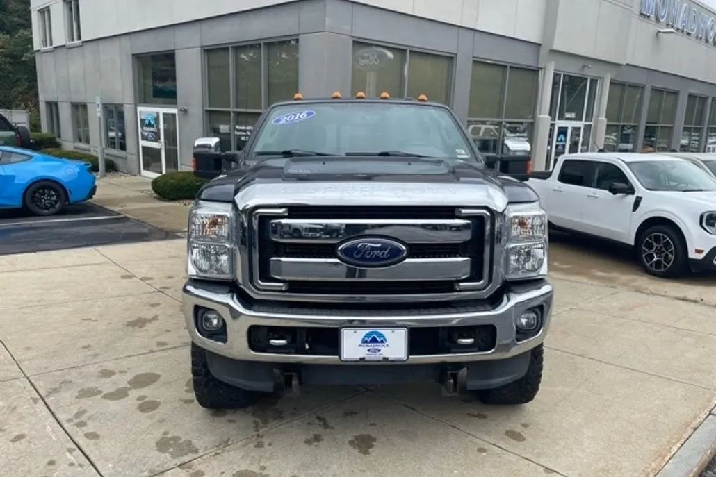 2016 Ford F-250 XLT photo 1