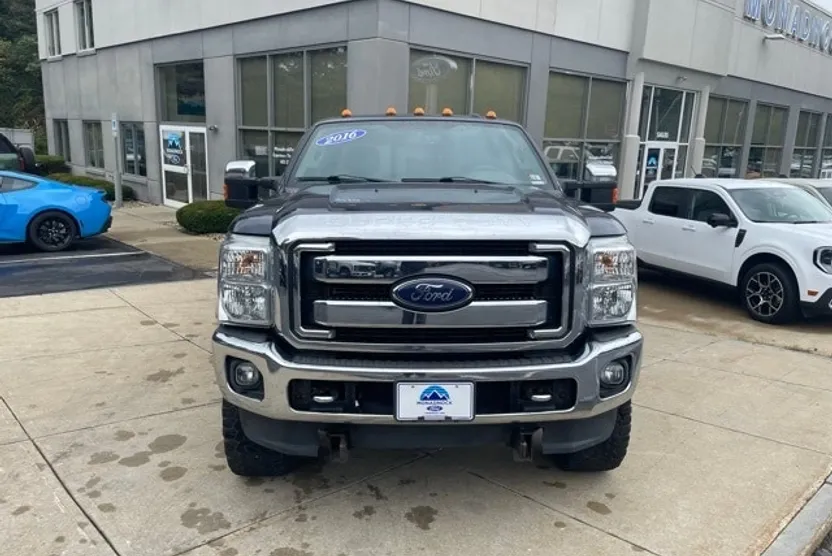 2016 Ford F-250 XLT photo 1