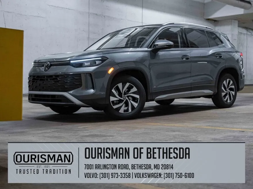 2025 Volkswagen Tiguan S photo 1