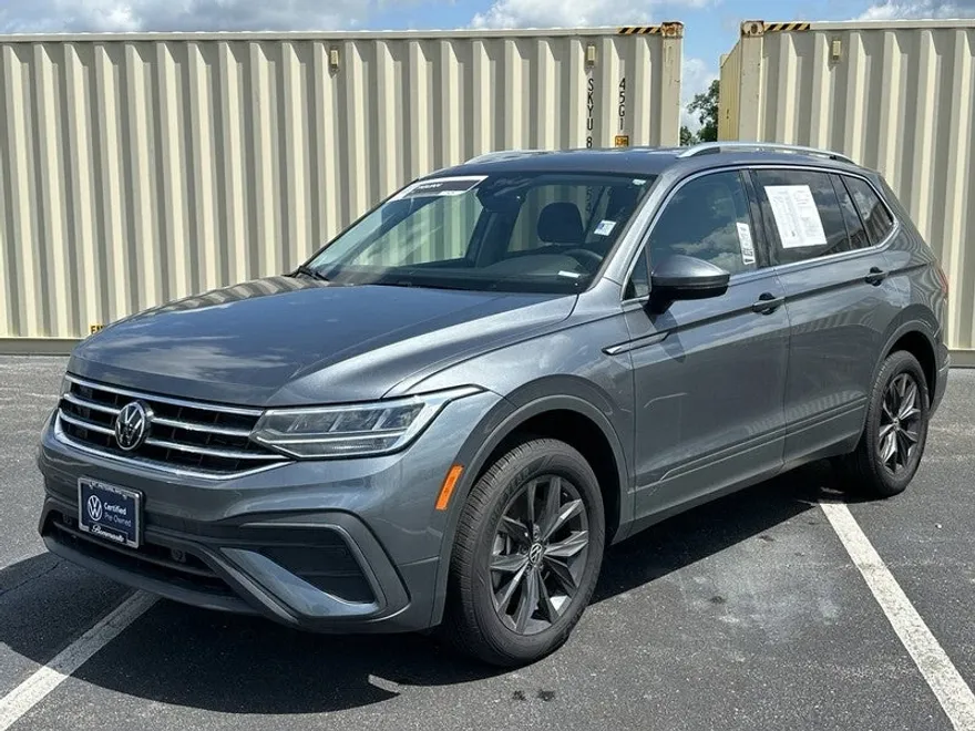2024 Volkswagen Tiguan SE Wolfsburg Edition photo 1