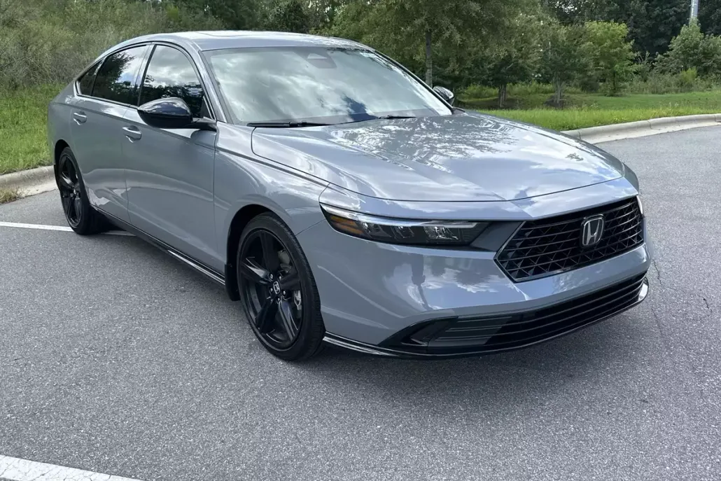 2025 Honda Accord Hybrid Sport-L photo 1