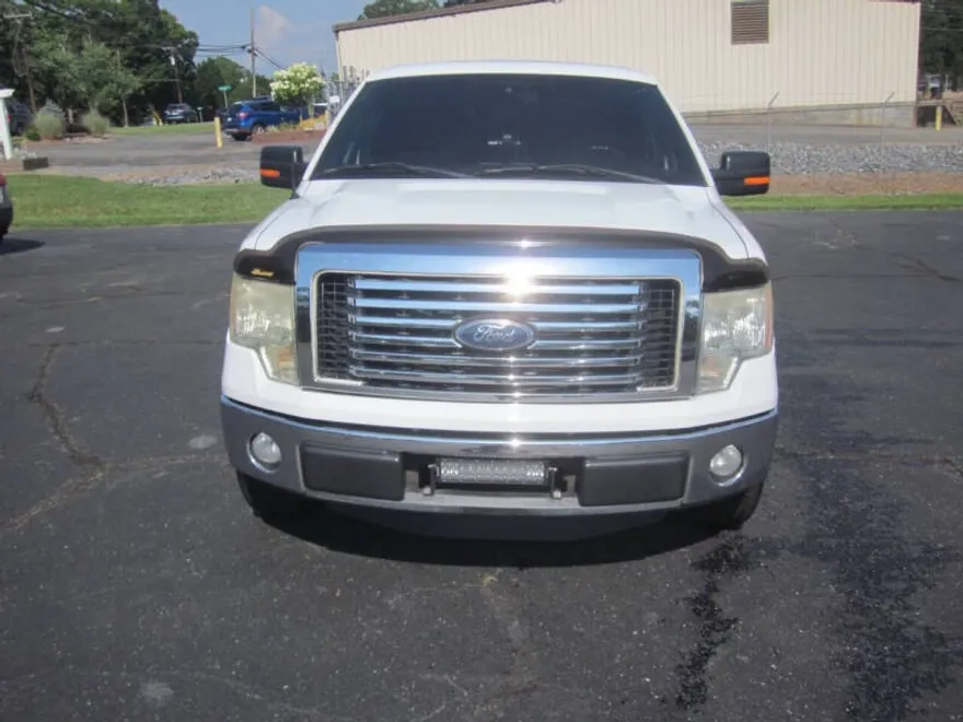 2011 Ford F-150 XLT photo 1