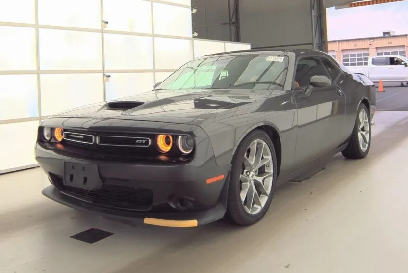 2023 Dodge Challenger GT photo 1