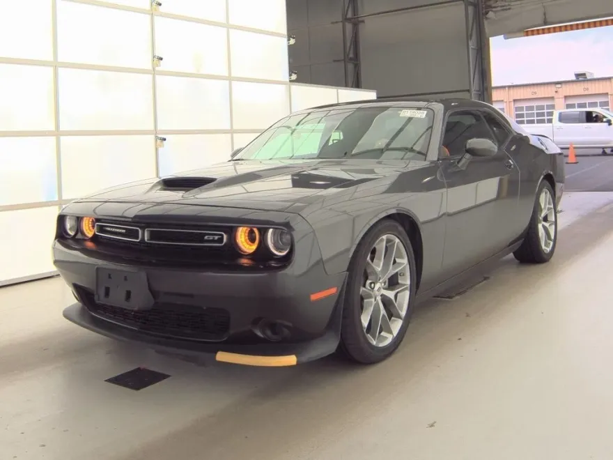 2023 Dodge Challenger GT photo 1