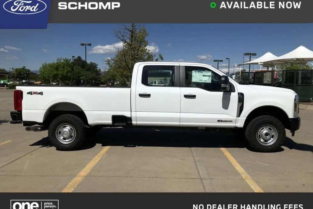 2025 Ford F-250 XL photo 1