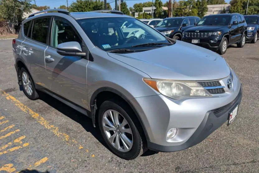 2013 Toyota RAV4 Limited Sport photo 1