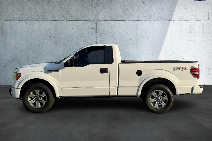 2014 Ford F-150 STX photo 1