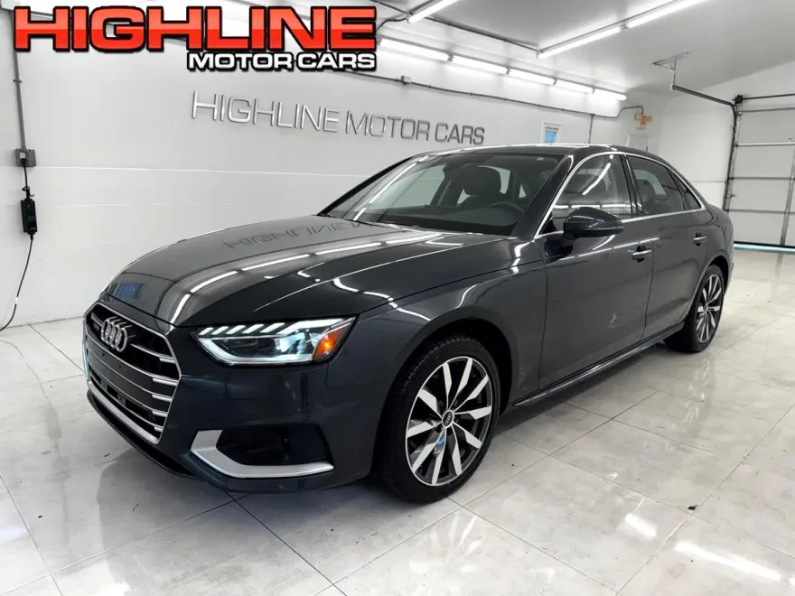 2022 Audi A4 Premium Plus 40 TFSI Quattro photo 1