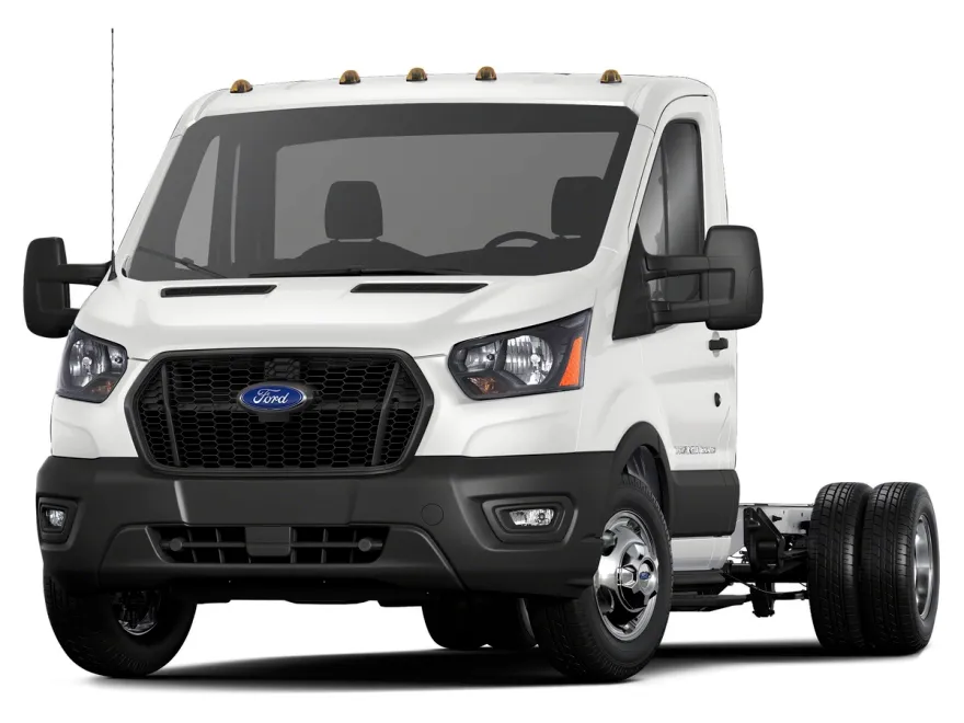 2024 Ford Transit Cutaway photo 1