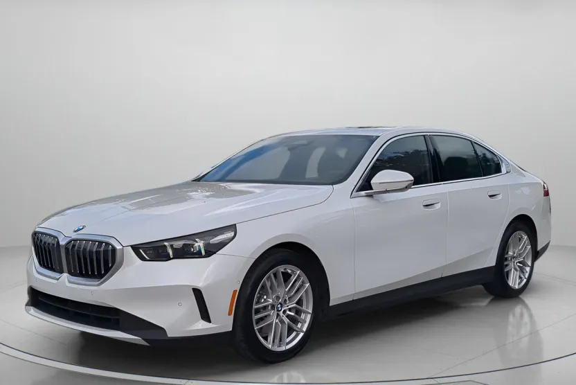 2025 Bmw 530i photo 1