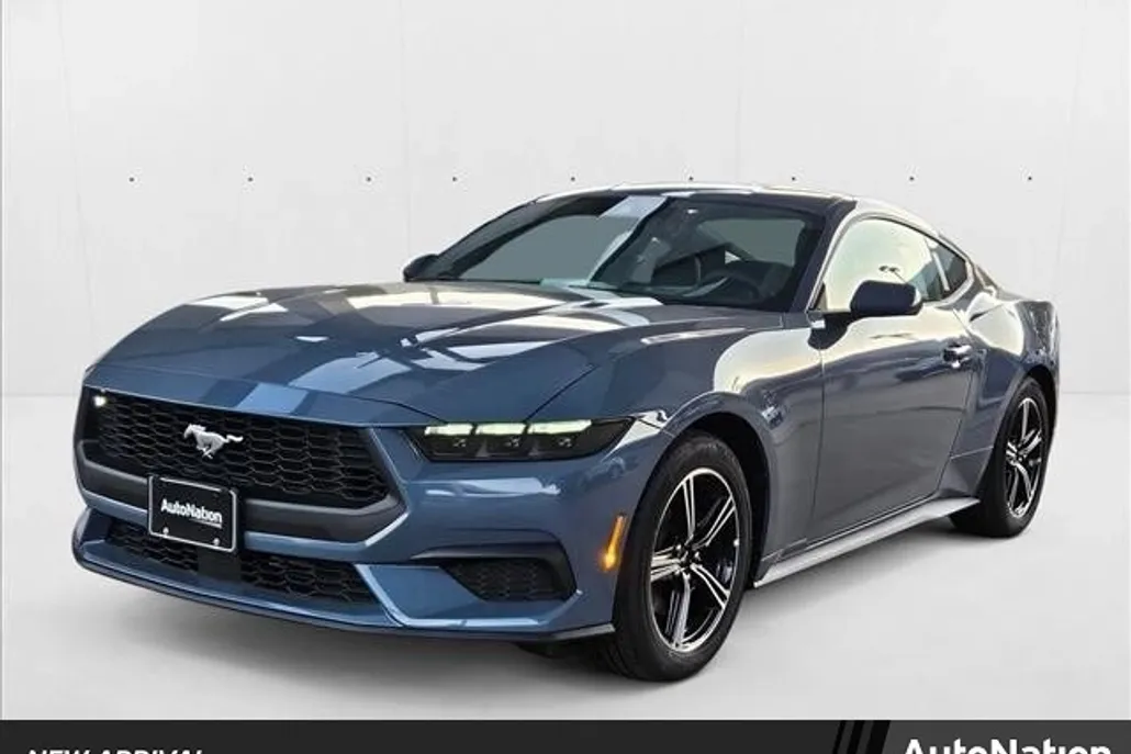 2025 Ford Mustang EcoBoost photo 1