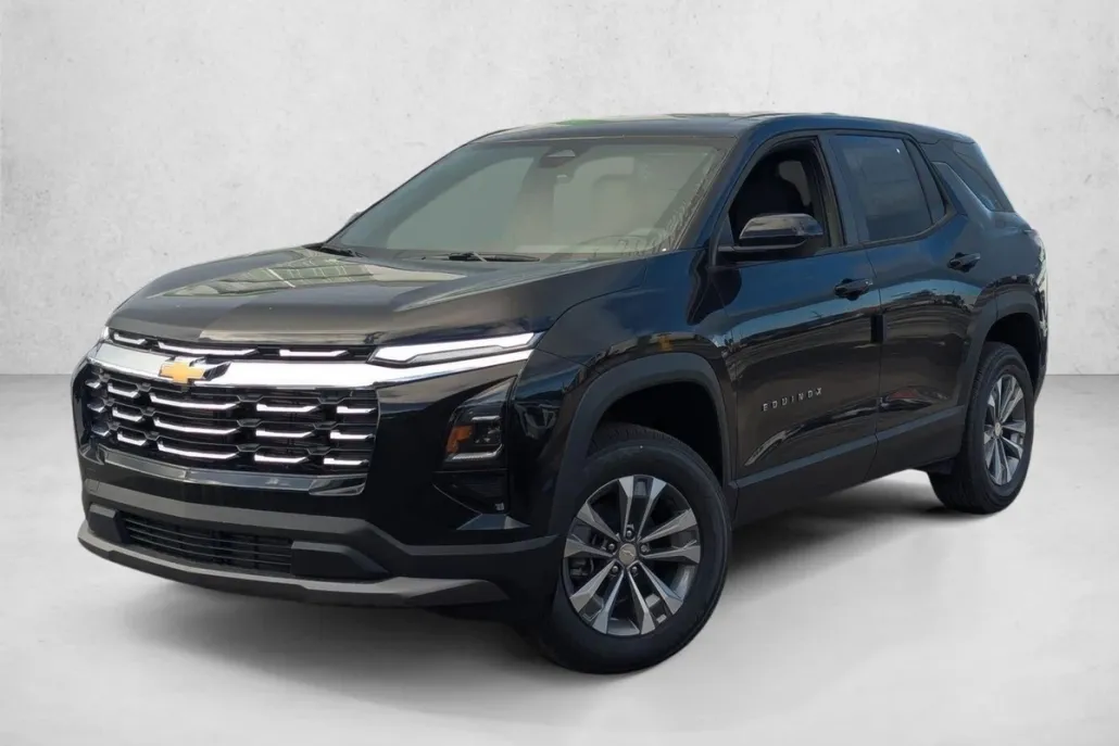 2026 Chevrolet Equinox LT photo 1