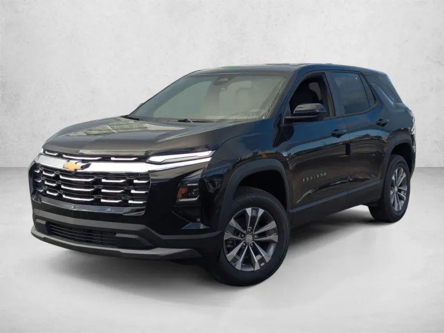 2026 Chevrolet Equinox LT photo 1
