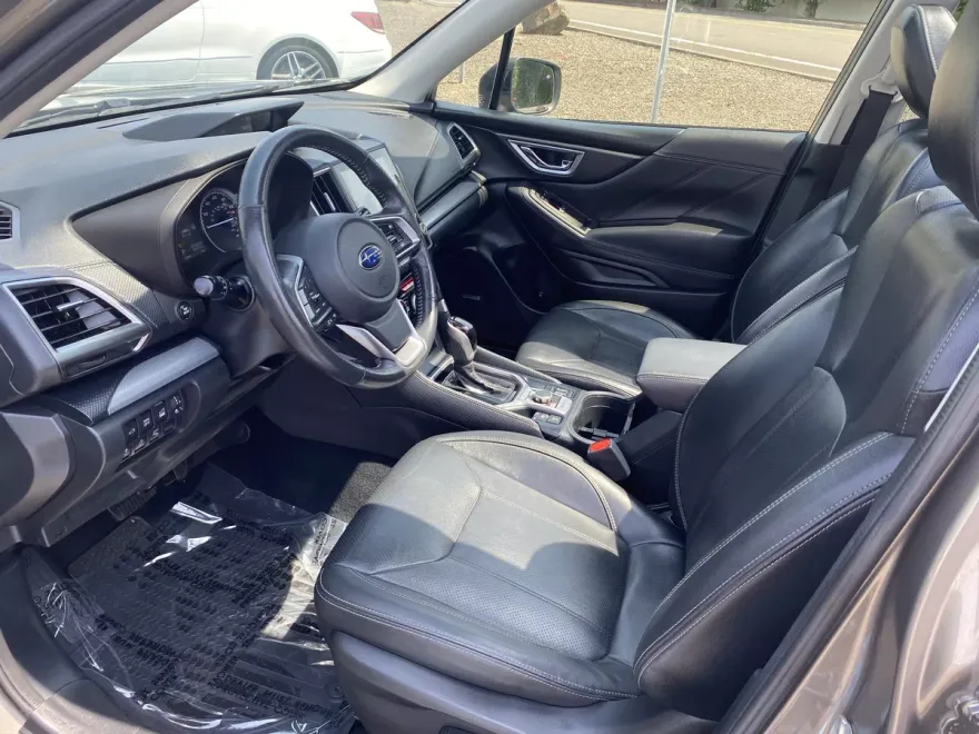 2020 Subaru Forester Limited photo 1