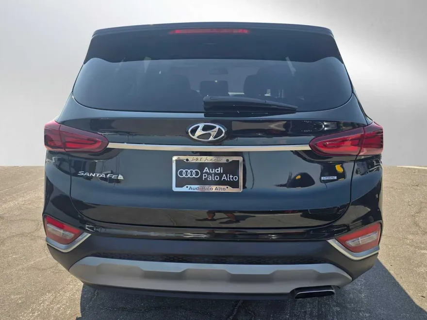 2020 Hyundai Santa Fe SE photo 1