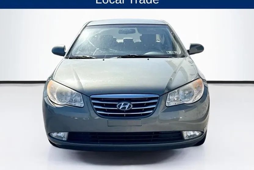 2010 Hyundai Elantra GLS photo 1